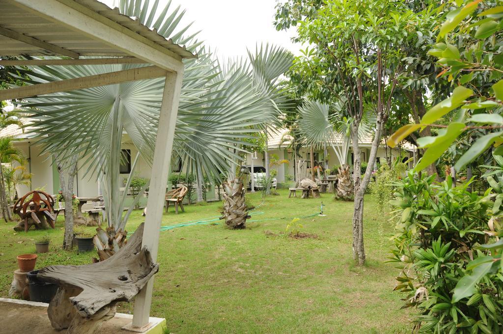 Saraburi Garden Resort Екстер'єр фото